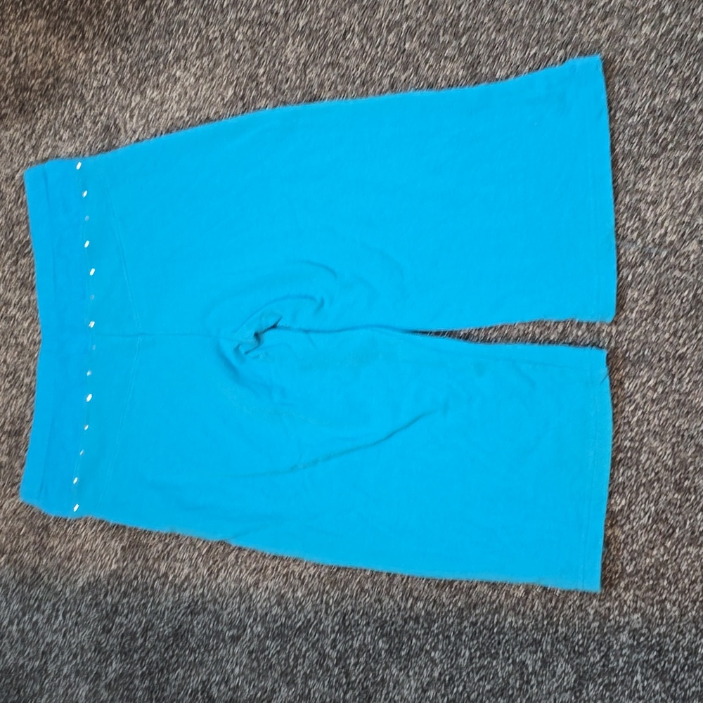 Apollo Capri Pants - Picture 3 of 3